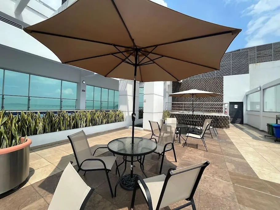 Apartamento Suite En Puerto Santa Ana! Guayaquil